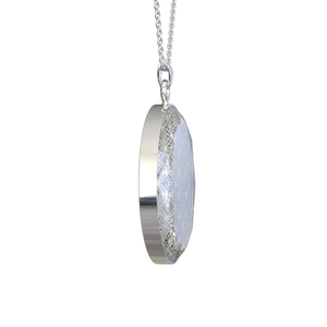 Carica l'immagine nel visualizzatore della galleria, Collana con ciondolo rotondo in argento sterling Larentia Flower of Life